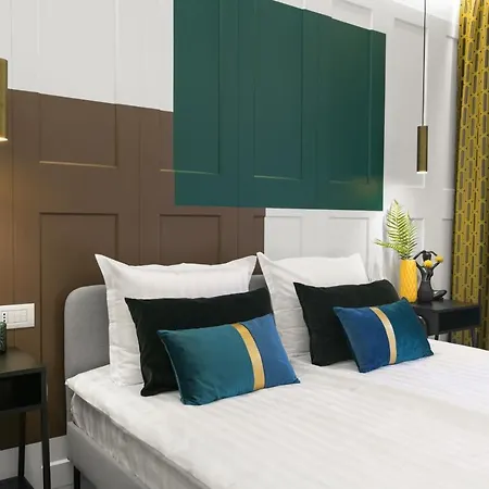 Borghese Grand Caravel Varna